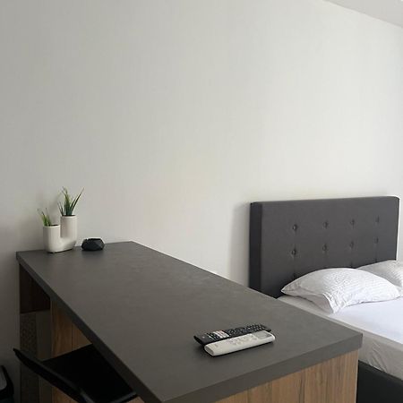 Central Apartment 6 Larissa Esterno foto